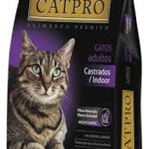 Alimento Premium para Gatos Adultos